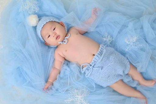 喀什宝宝拉粑粑出血 喀什宝宝拉粑粑出血